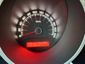 Kia Venga 1.4 CVVT 90pk X-Pect - 77dkm - airco - stoelverw - lichtsensor - pdc - esp - usb - aux - cv op afstandbed picture 32