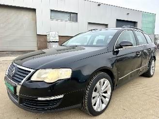 Volkswagen Passat 2.0 FSI 150pk 6-Traps automaat Comf Bus - nap - clima - cruise - navi - pdc v+a - licht + regensensor picture 2