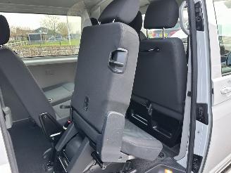 Volkswagen Transporter Kombi 2.0 TDI 150pk 7-traps dsg aut highline 9Pers - nap - navi - airco - cruise - pdc v+a - euro.6 picture 56
