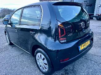 Volkswagen Up! 1.0i 65pk BMT 5drs - nap - clima - camera - cruise - pdc - licht + regensensor - line assist picture 7