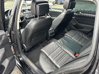 Volkswagen Passat 2.0 Bi-TDI 4Motion 239pk aut R-Line - pano - 360cam - leer - virtual - keyless - front + line + side assist picture 94