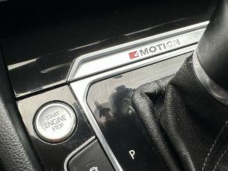 Volkswagen Passat 2.0 Bi-TDI 4Motion 239pk aut R-Line - pano - 360cam - leer - virtual - keyless - front + line + side assist picture 57