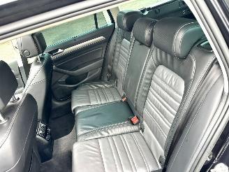 Volkswagen Passat 2.0 Bi-TDI 4Motion 239pk aut R-Line - pano - 360cam - leer - virtual - keyless - front + line + side assist picture 95