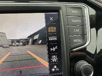 Volkswagen Passat 2.0 Bi-TDI 4Motion 239pk aut R-Line - pano - 360cam - leer - virtual - keyless - front + line + side assist picture 34