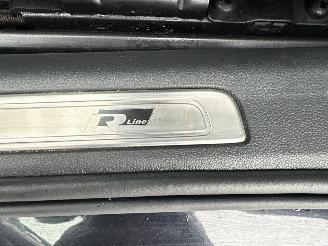 Volkswagen Passat 2.0 Bi-TDI 4Motion 239pk aut R-Line - pano - 360cam - leer - virtual - keyless - front + line + side assist picture 79