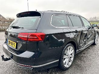 Volkswagen Passat 2.0 Bi-TDI 4Motion 239pk aut R-Line - pano - 360cam - leer - virtual - keyless - front + line + side assist picture 5