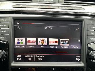 Volkswagen Passat 2.0 Bi-TDI 4Motion 239pk aut R-Line - pano - 360cam - leer - virtual - keyless - front + line + side assist picture 29