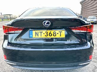 Lexus IS 300h 181pk aut Hybrid Sport Edition - nap - 1e eig - nav - camera - rood leer - stoelverw - keyless - facelift picture 6