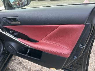 Lexus IS 300h 181pk aut Hybrid Sport Edition - nap - 1e eig - nav - camera - rood leer - stoelverw - keyless - facelift picture 40