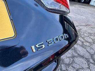 Lexus IS 300h 181pk aut Hybrid Sport Edition - nap - 1e eig - nav - camera - rood leer - stoelverw - keyless - facelift picture 85