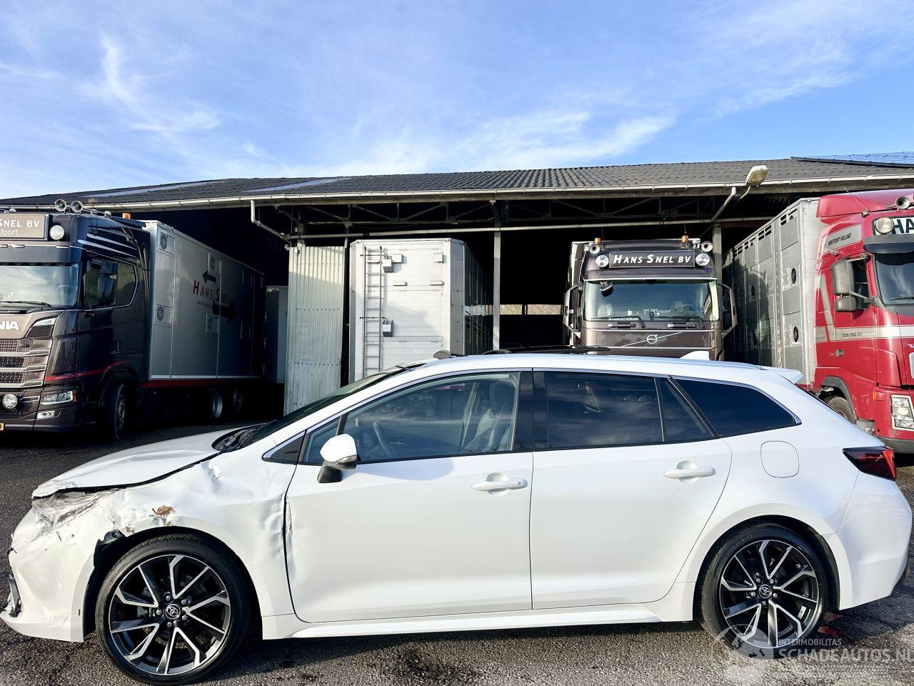 Toyota Corolla Touring sports hybrid 140 aut executive pano - virtual - jbl - hud - keyless entry + start - front + line + side assist