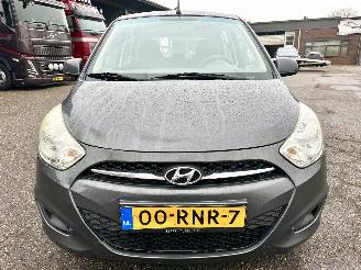 Hyundai I-10 1.1 i-Drive 69pk Cool 5drs - 62dkm nap - airco - elektr ramen - facelift - aux - usb - radio cd - rijdbaar picture 3