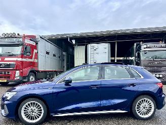 Unfallwagen Audi A3 Sportback 30 TFSI S Edition 2021/2