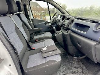 Opel Vivaro 1.6 CDTI 120pk 6-bak euro6 L2H1 Ed 3-pers - nap - airco - cruise - usb - aux - trekh - klapdeuren picture 28