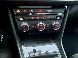 Seat Leon 1.5 TSI 131pk FR Ult Ed - pano - 78dkm - facelift - virtual - front assist - sfeerverl - pdc v+a - alarm - nardo grey picture 54