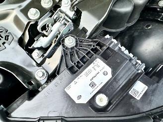 BMW iX2 eDrive20 67kWh 204pk aut M-Sport - nap - pano - 1e eig - 20 inch - harman/kardon - widescreen picture 86