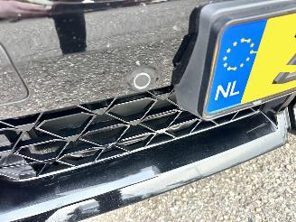 BMW iX2 eDrive20 67kWh 204pk aut M-Sport - nap - pano - 1e eig - 20 inch - harman/kardon - widescreen picture 101