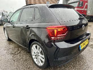 Volkswagen Polo 1.0 TSI 95pk aut + f1 Highline - nap - pano - sfeerverl - virtual - acc - front assist - carplay - pdc v+a picture 6