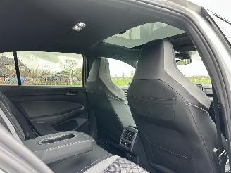 Volkswagen Golf 1.5 eTSI aut + f1 162pk R-Line - pano - hud - keyless - virtual - front + line + side + park assist picture 68