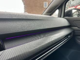 Volkswagen Golf 1.5 eTSI aut + f1 162pk R-Line - pano - hud - keyless - virtual - front + line + side + park assist picture 48