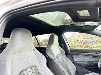 Volkswagen Golf 1.5 eTSI aut + f1 162pk R-Line - pano - hud - keyless - virtual - front + line + side + park assist picture 62