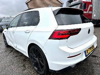 Volkswagen Golf 1.5 eTSI aut + f1 162pk R-Line - pano - hud - keyless - picture 7