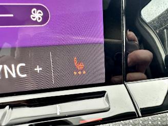 Volkswagen Golf 1.5 eTSI aut + f1 162pk R-Line - pano - hud - keyless - virtual - front + line + side + park assist picture 37