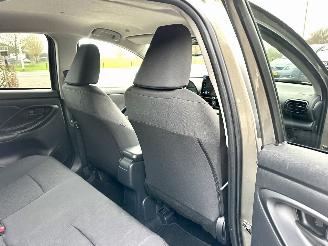 Toyota Yaris 1.5 Hybrid 115 automaat First Edition - nap - facelift - navi - camera - keyless - front + line assist - rijdbaar picture 47