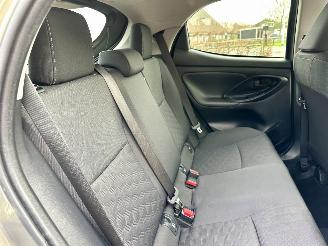 Toyota Yaris 1.5 Hybrid 115 automaat First Edition - nap - facelift - navi - camera - keyless - front + line assist - rijdbaar picture 49