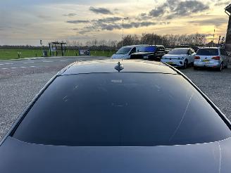 BMW 5-serie 530i 252pk aut + f1 High Exe Sportline sedan - head up - navi - camera - keyless - front + line + side assist picture 103