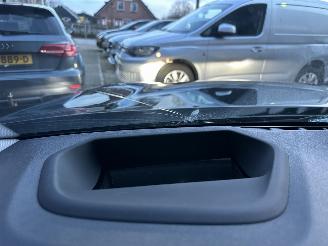 BMW 5-serie 530i 252pk aut + f1 High Exe Sportline sedan - head up - navi - camera - keyless - front + line + side assist picture 22