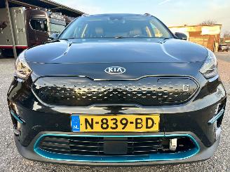 Kia e-Niro 64kWh 204pk aut + f1 DynamicPlusLine - nap - schuifdak elektr - keyless - front + line assist - stuur + stoelverw picture 3