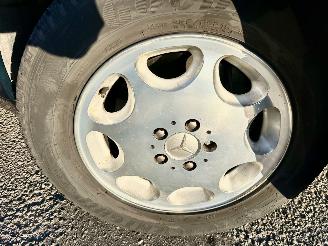 Mercedes S-klasse 500 5.0i 320pk aut classic - schuifdak - memory l+r - stoelverw - pdc - clima - taxatierapport 21.000 euro - youngitmer picture 98