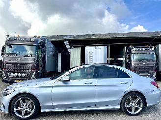 Schadeauto Mercedes C-klasse 250 AMG 211pk aut + F1 sedan - pano - hud - luchtvering - burmester - 2013/12