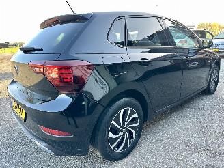 Volkswagen Polo 1.0 TSI 95pk aut + f1 Life 5drs - 69dkm nap - carplay - front + line assist - airco - cruise contr - virtual cockpit picture 4