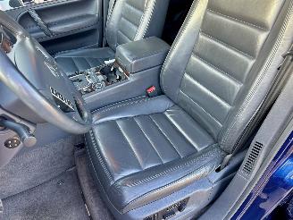 Volkswagen Touareg 4.2 V8 4WD 310pk aut Highl - org nl + nap - luchtvering - schuifdak - leer - memory l+r - clima + cruise - 20 inch picture 19
