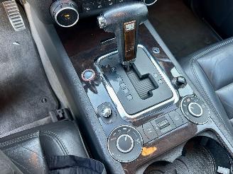 Volkswagen Touareg 4.2 V8 4WD 310pk aut Highl - org nl + nap - luchtvering - schuifdak - leer - memory l+r - clima + cruise - 20 inch picture 22