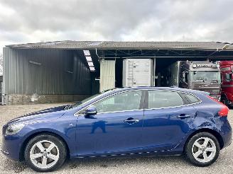 Unfallwagen Volvo V-40 2.0 D4 Ocean Race Business 2014/10