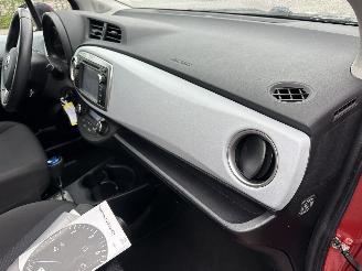 Toyota Yaris 1.5 Full Hybrid 89pk automaat Aspiration - nap - camera - clima + cruise contr - pdc - afn trek - boekjes + sleutels picture 60