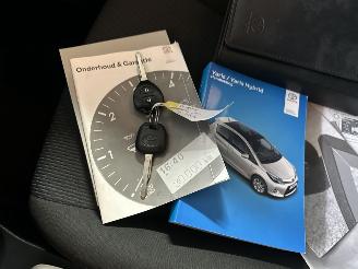 Toyota Yaris 1.5 Full Hybrid 89pk automaat Aspiration - nap - camera - clima + cruise contr - pdc - afn trek - boekjes + sleutels picture 14