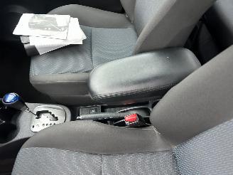 Toyota Yaris 1.5 Full Hybrid 89pk automaat Aspiration - nap - camera - clima + cruise contr - pdc - afn trek - boekjes + sleutels picture 56