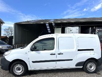 skadebil bedrijf Renault Kangoo Maxi 1.5 Blue dCi 95pk 6-bak Luxe - nap - 1e eig - airco - cruise - pdc - 2x schuifdeur - klapdeuren - euro.6 2021/5