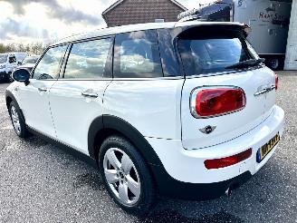 Mini Clubman Cooper 1.5T 136pk 6-traps aut - pano - nap - 1e eig - keyless entry + start - line assist - clima + cruise contr picture 7