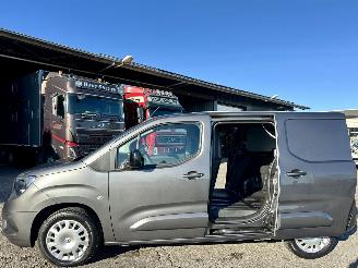 Opel Combo 1.5D 102pk 6-bak euro.6 L1/H Luxe - 45dkm nap - navi - camera - stoelverw - pdc - 2x schuifdeur - zonnepanelen dak 2023/5