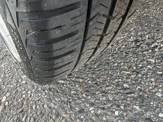 Ford Fiesta 1.0T EcoBoost 101pk Titanium 5drs - nap - navi - airco - aux - usb - lmv - cv afstand - elektr ram + spiegels picture 65