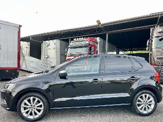 skadebil auto Volkswagen Polo 1.4 TDI 75pk BlueMotion 5drs - navi - clima - cruise - facelift - bleutooth - pdc v+a - front assist - privacy glass 2016/3