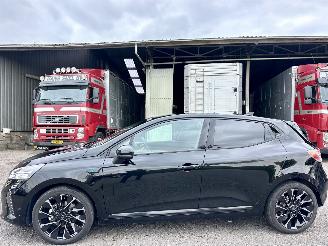 skadebil auto Renault Clio 1.6 E-Tech Full Hybrid 145 esprit Alpine 2025/1