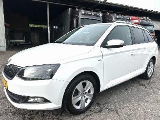 Skoda Fabia 1.0 TSI 95pk Clever - org nl - front assist - pdc - airco - cruise - navi - privacy glass - rijdbaar picture 2