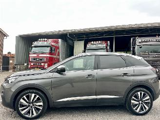 Voiture accidenté Peugeot 3008 1.2T PureT 6-bak GT-Line 2020/3