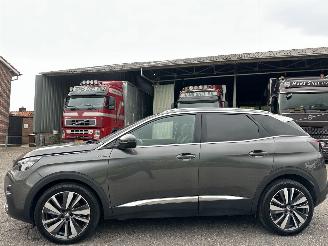 Schadeauto Peugeot 3008 1.2T PureT 6-bak GT-Line 2020/3
